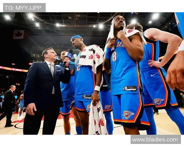 NBA雷霆与鹈鹕激战360直播精彩瞬间全记录 NBA雷霆与鹈鹕激战360直播精彩瞬间全记录